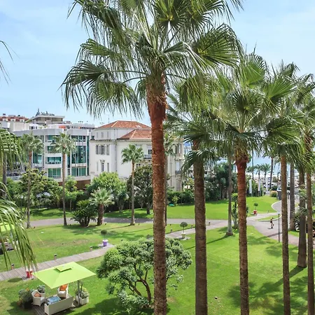 Apartment Ref 1233 - Croisette - For Rent Cannes